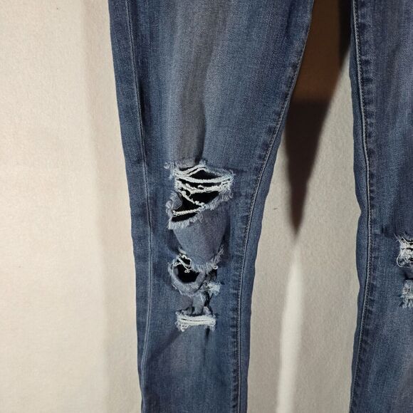 Parker Smith Jeans Women’s Size 26 Bowery pants Denim Ripped - Picture 4 of 13